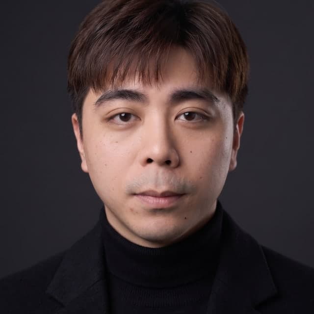 Solomon Lee